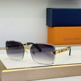 Picture of Louis Vuitton Sunglasses _SKUfw77095924fw